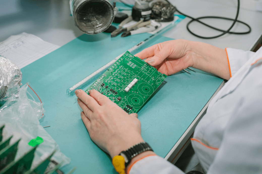 Seven realities of working as an electronics technician